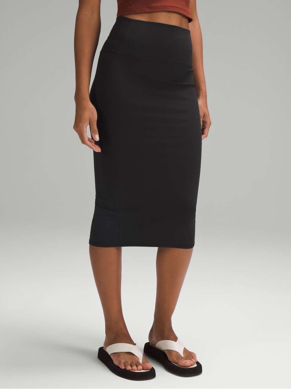 Lululemon Nulu Slim-Fit High-Rise Skirt, Black 10 - Picture 3 of 6
